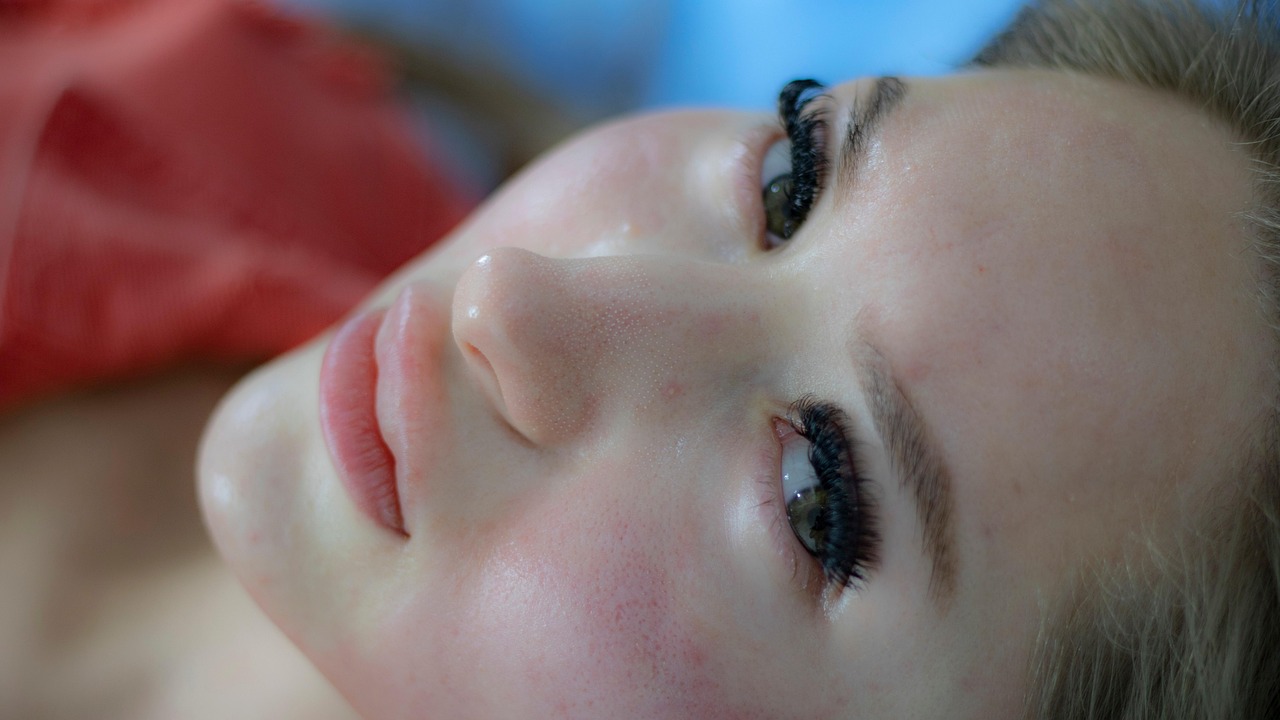 男のニキビ跡を改善するためのスキンケア継続のコツは？