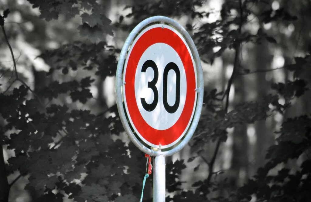 30代男性がニキビ跡を鼻で目立たなくする方法は？